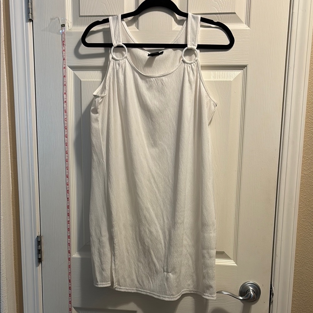 Apt. 9 White Boxy Tank Top Relaxed Fit